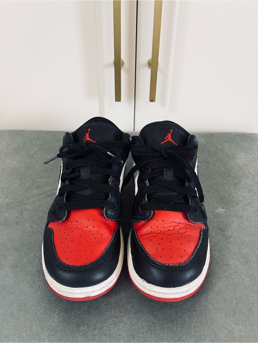 Nike Air Jordan 1 Low - Picture 2 of 5